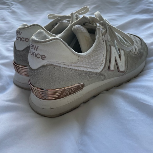 New Balance Sneakers - Picture 2 of 4